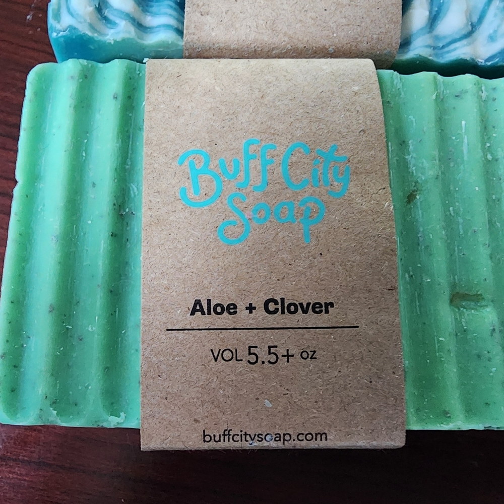 Aloe & Clover, Magnolia, and 5 O'Clock Soap Set. - Picture 12 of 14